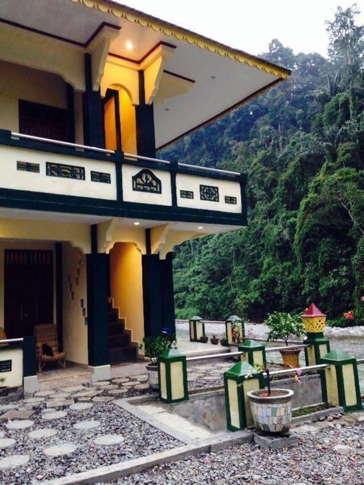 Indra Valley Inn Bukit Lawang Exteriér fotografie